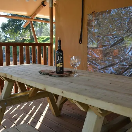 بيت للعطل Quinta Do Rio Alva And Glamping Mouronho