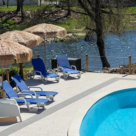 Casa de Férias Quinta Do Rio Alva And Glamping Mouronho