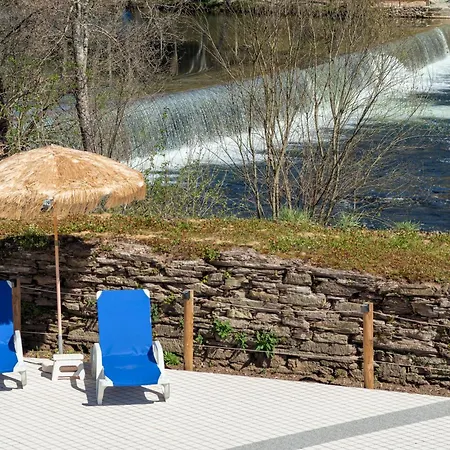 Quinta Do Rio Alva And Glamping * Mouronho