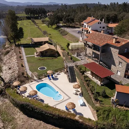 Quinta Do Rio Alva And Glamping Prázdninový dům