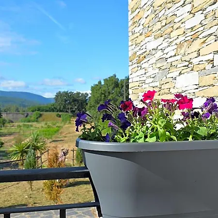 Σπίτι διακοπών Quinta Do Rio Alva And Glamping Mouronho