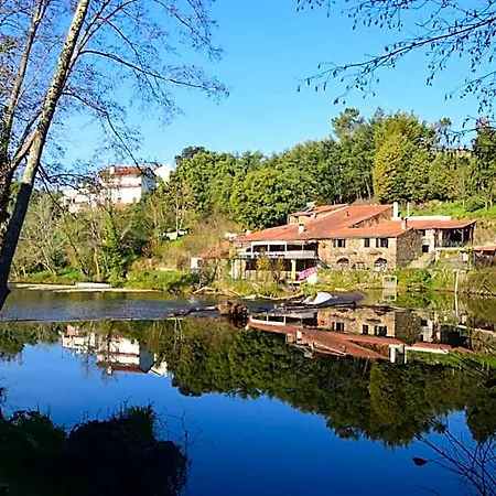 Σπίτι διακοπών Quinta Do Rio Alva And Glamping *