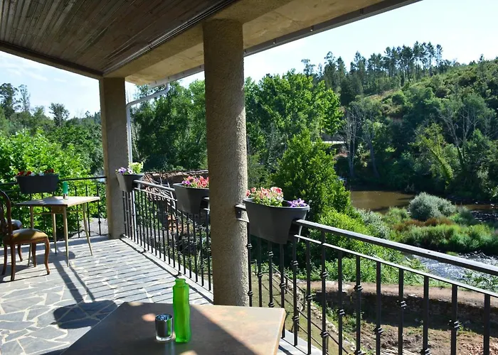 Quinta Do Rio Alva And Glamping Hébergement de vacances Mouronho