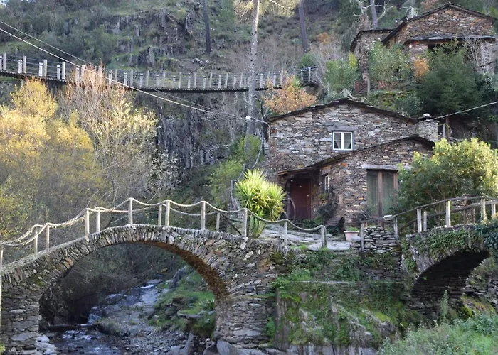 Quinta Do Rio Alva And Glamping