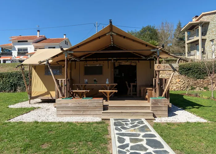 Quinta Do Rio Alva And Glamping * Mouronho