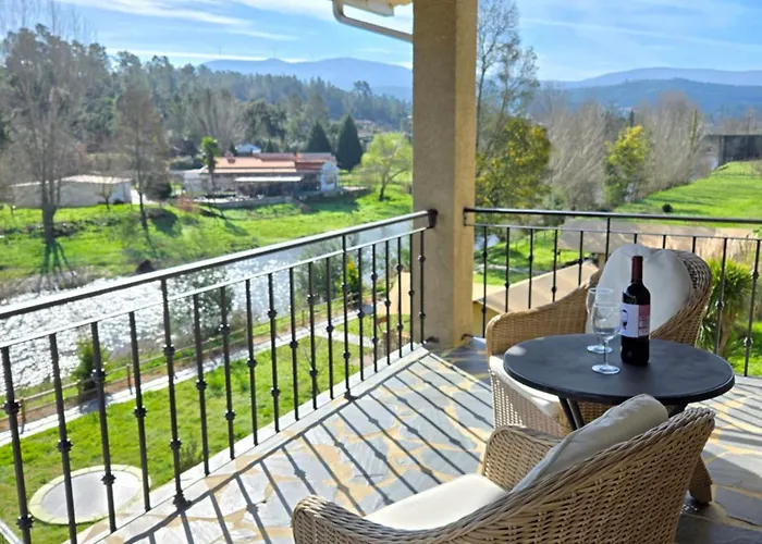 Quinta Do Rio Alva And Glamping